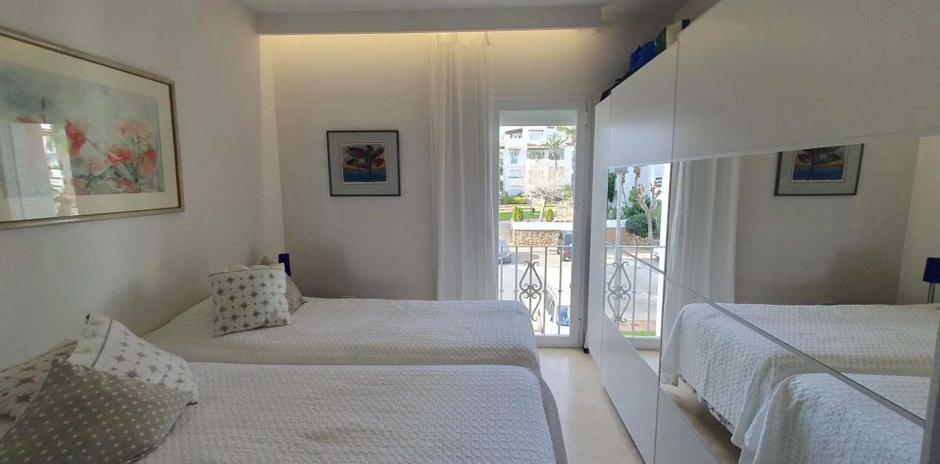 Costalita Seaview Apartment Estepona