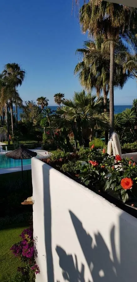 Costalita Seaview Apartment Estepona