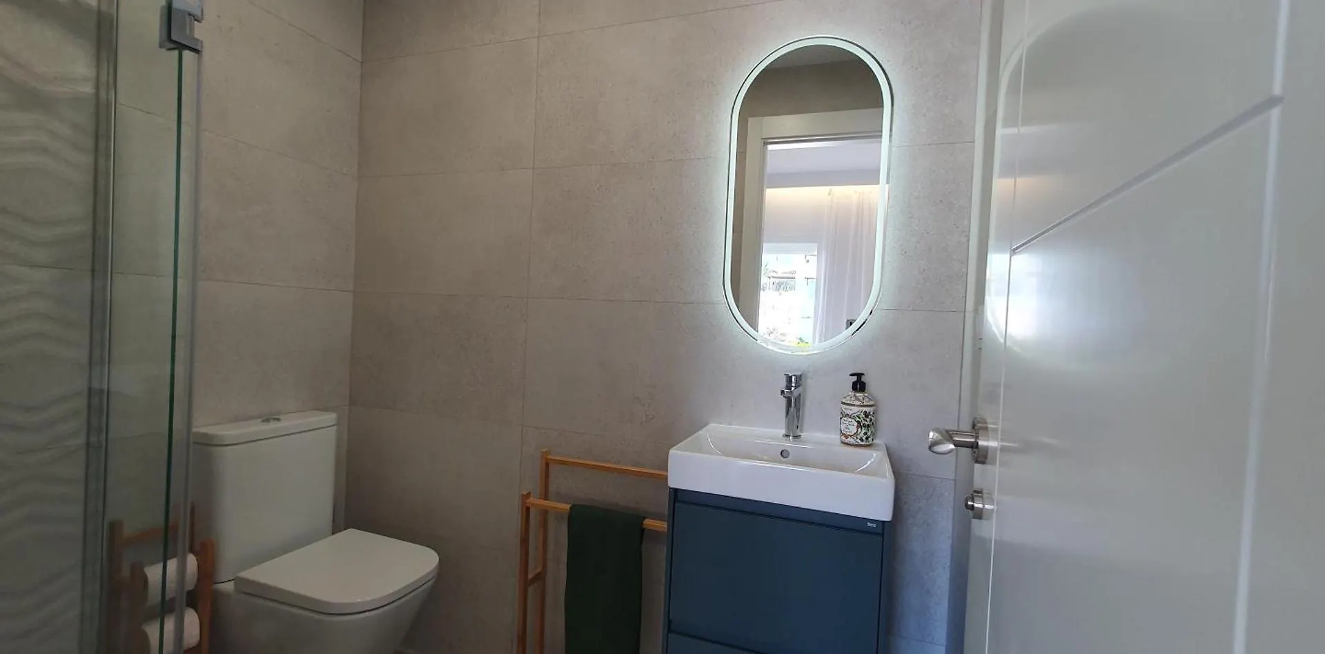 Costalita Seaview Apartment Estepona