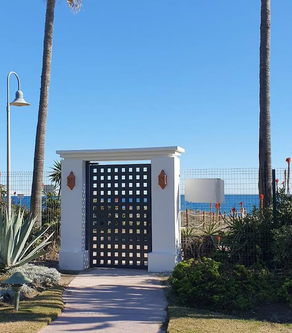 Costalita Seaview Apartment Estepona